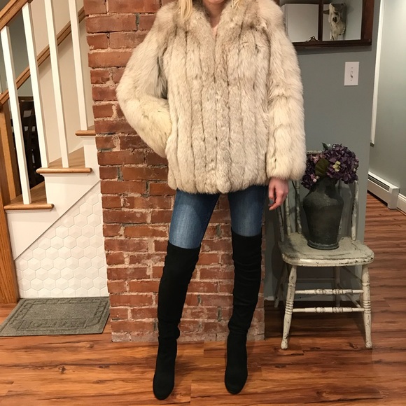 canadian fur co. Jackets & Blazers - Vintage silver fox coat small